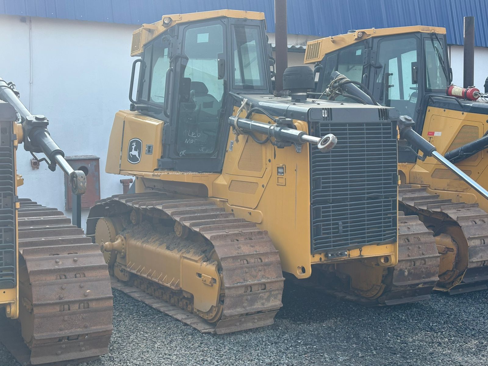 Trator de Esteiras John Deere 850J
